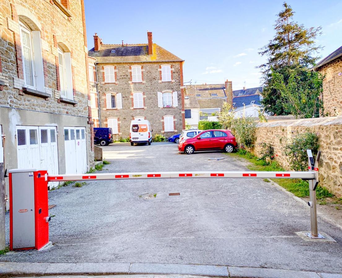 Apt Bord De Mer, Hypercentre Dinard, Parking Prive Luaran gambar